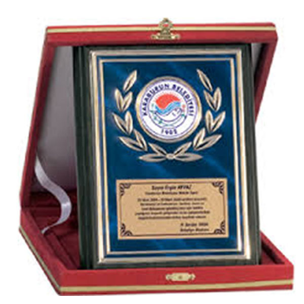 15X20 Kırımız Kutulu Ahşap Plaket AŞP 19